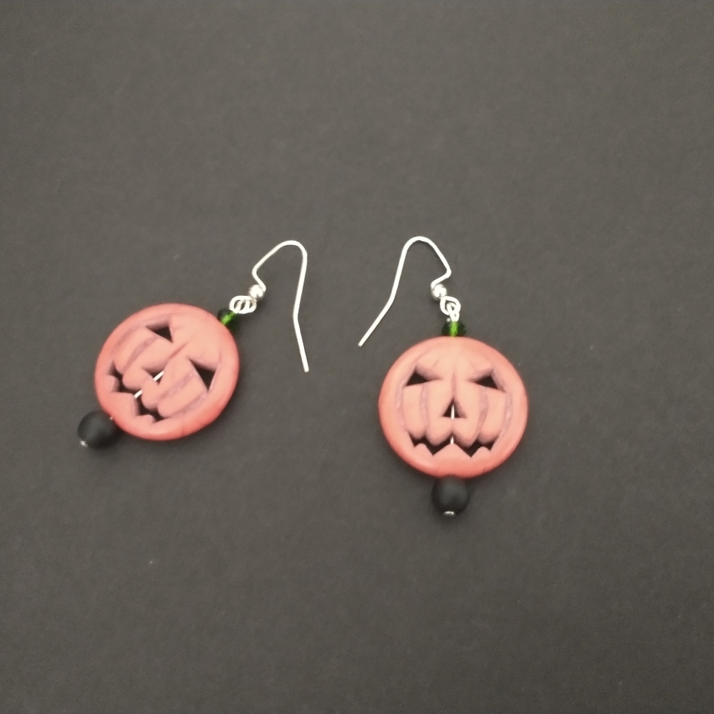 Earrings - Picture 9 of 9